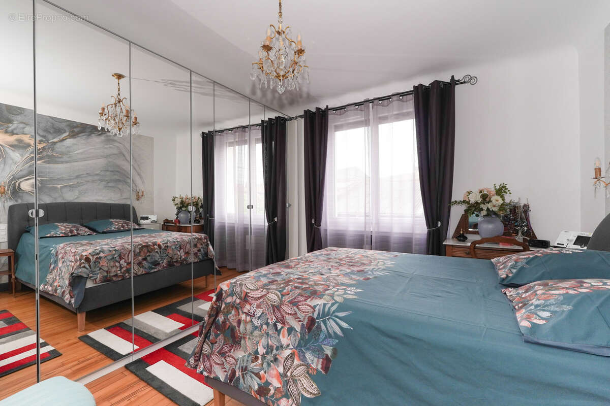 Maison à PONT-DU-CHATEAU