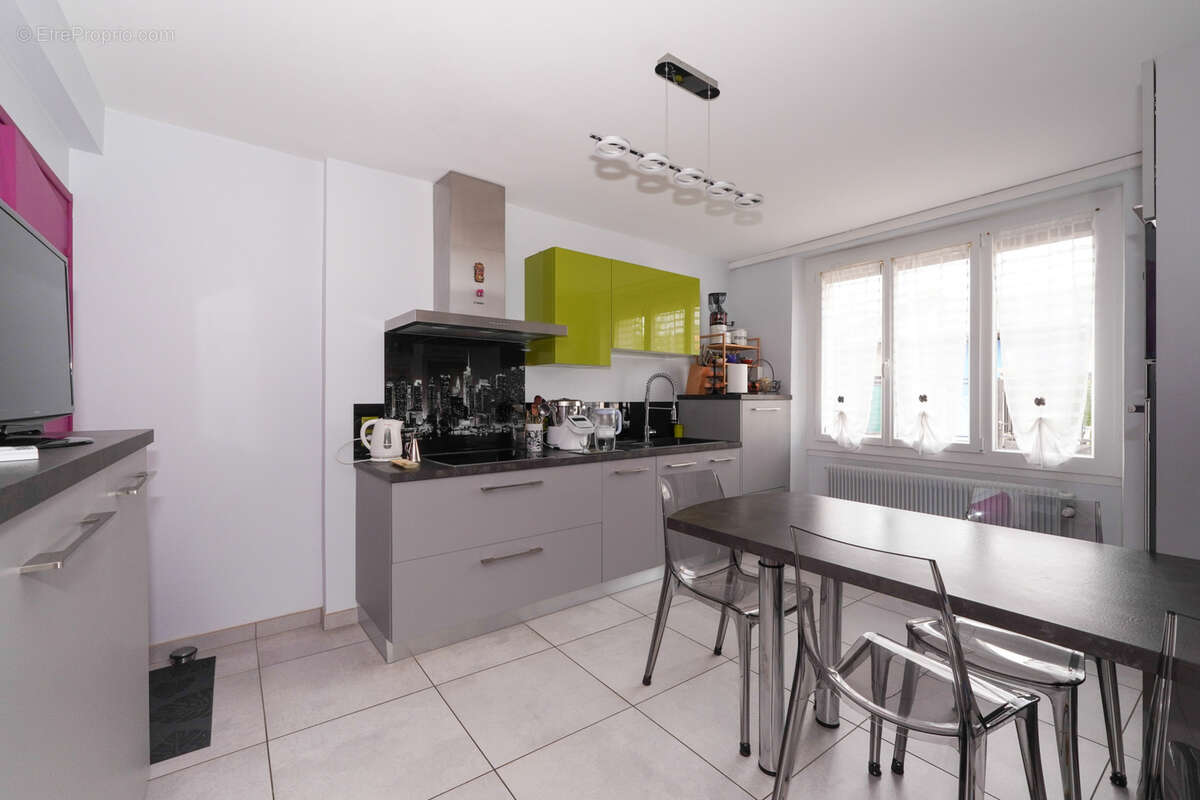 Maison à PONT-DU-CHATEAU