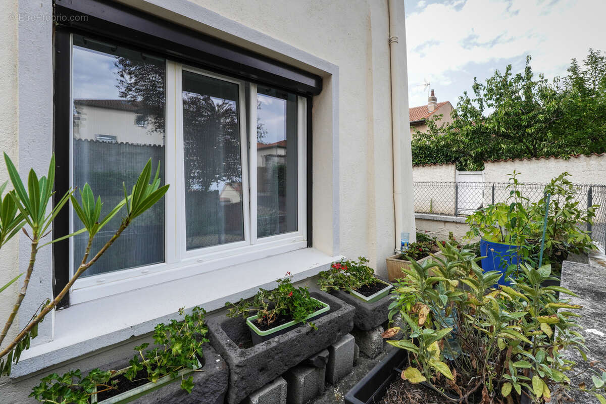 Maison à PONT-DU-CHATEAU