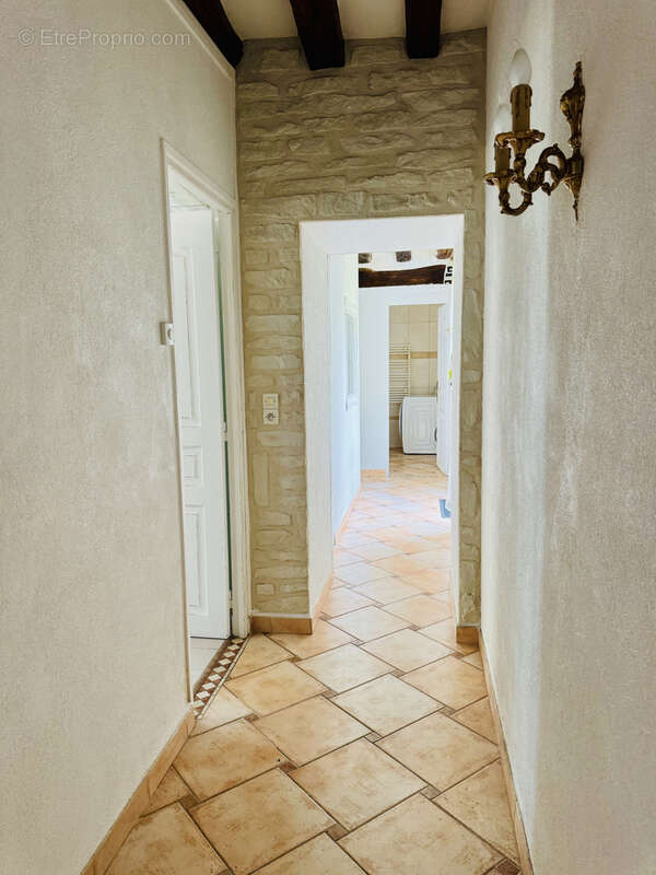 Maison à MONTEREAU-FAULT-YONNE