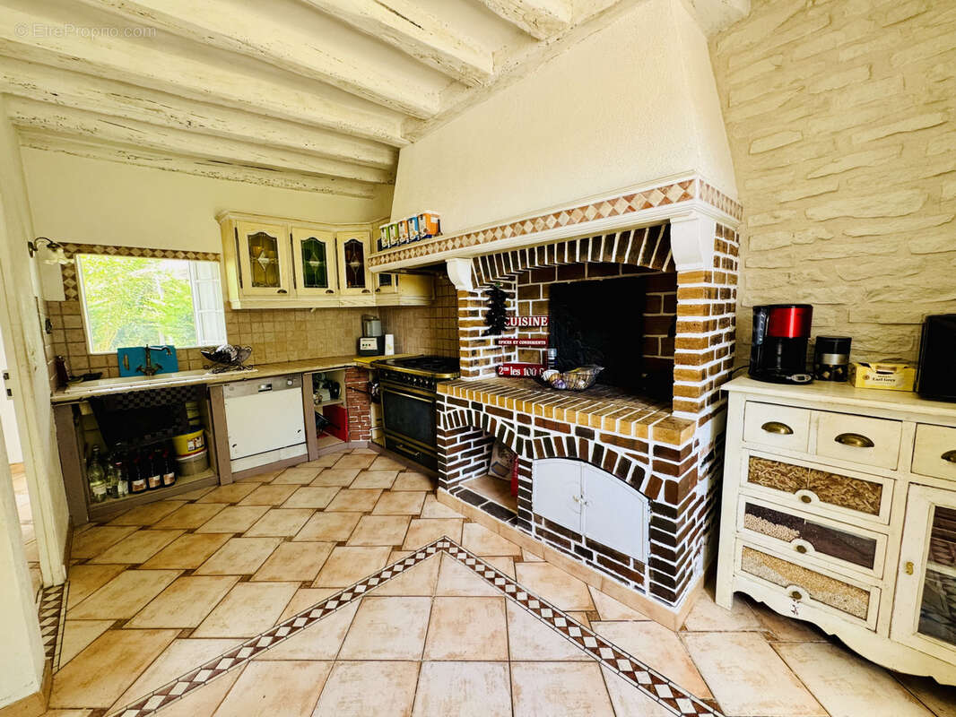 Maison à MONTEREAU-FAULT-YONNE