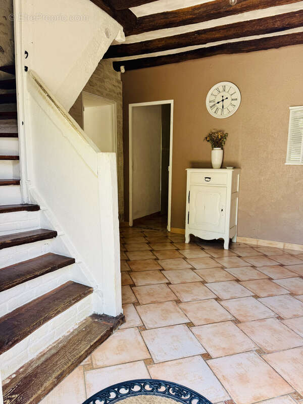 Maison à MONTEREAU-FAULT-YONNE