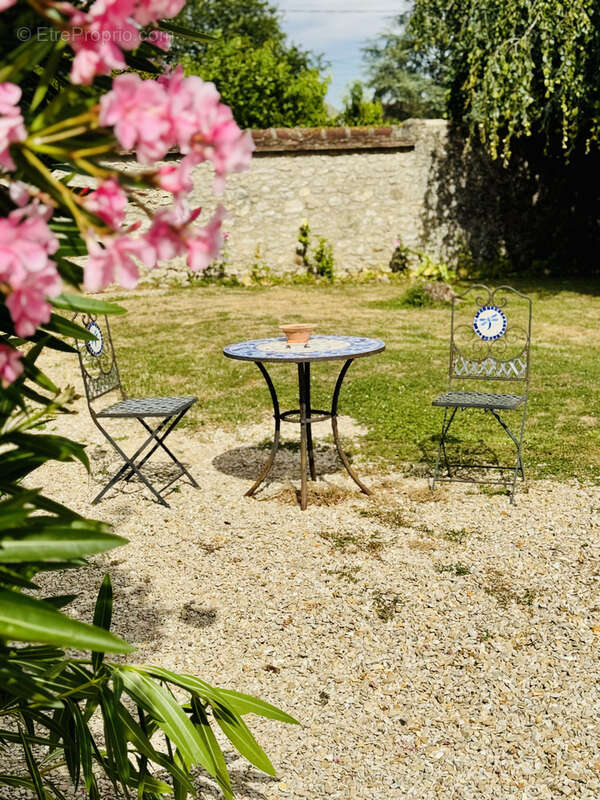 Maison à MONTEREAU-FAULT-YONNE