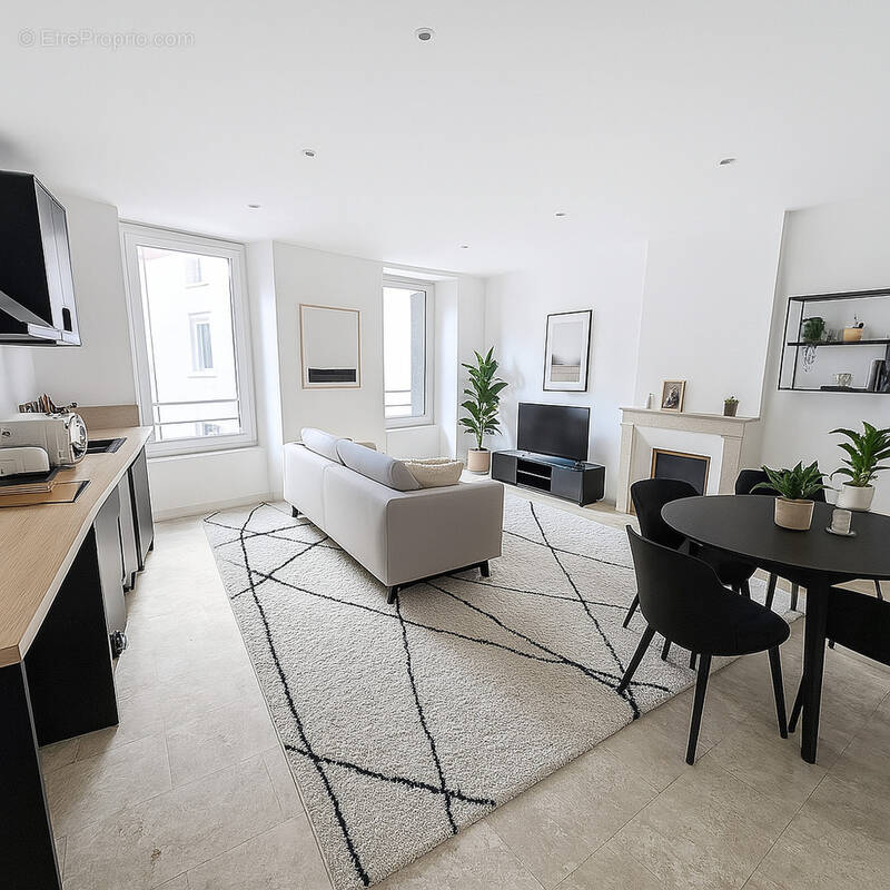 Appartement à LA TERRASSE-SUR-DORLAY