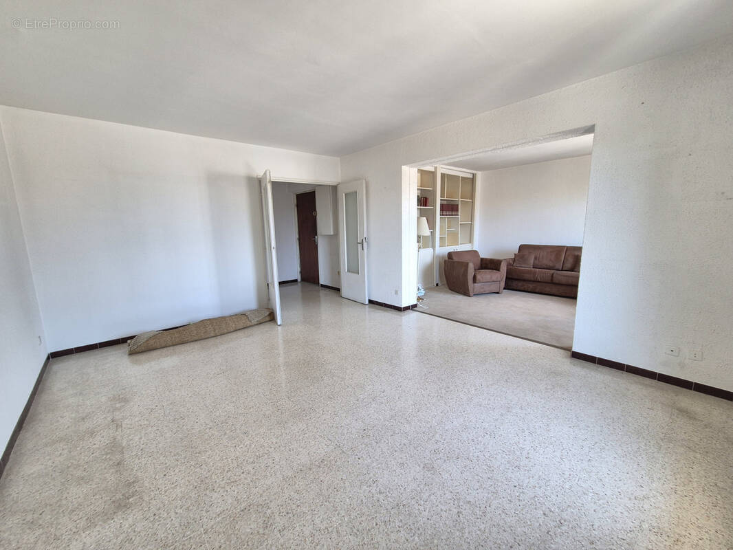 Appartement à HYERES