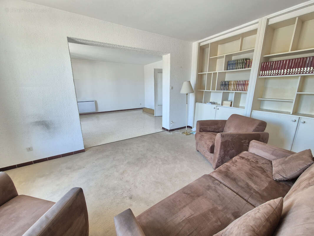 Appartement à HYERES