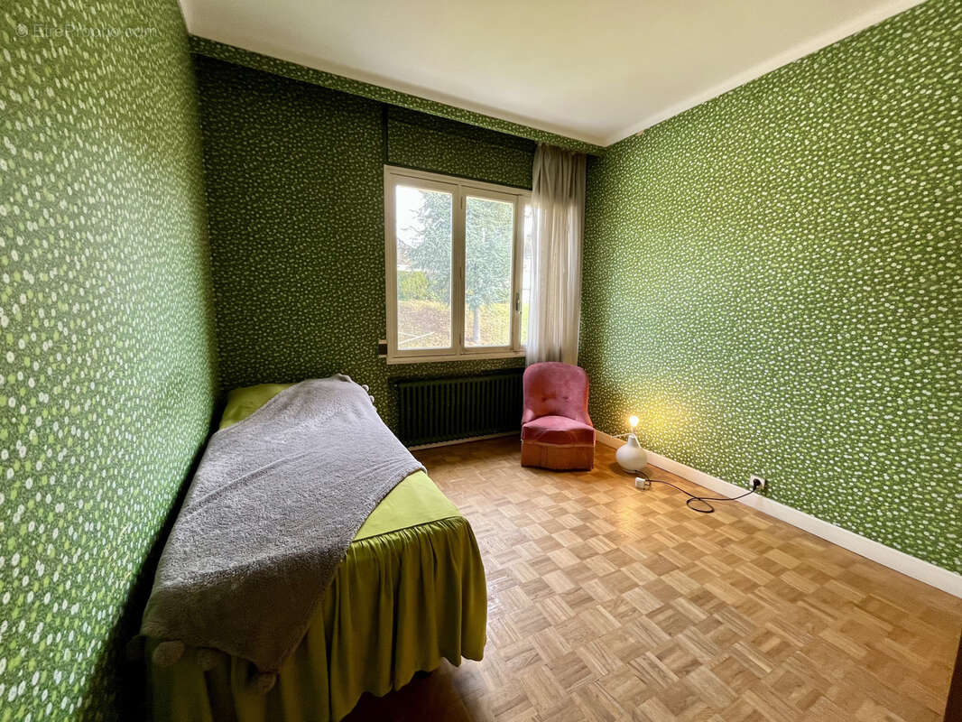 Maison à SALAISE-SUR-SANNE