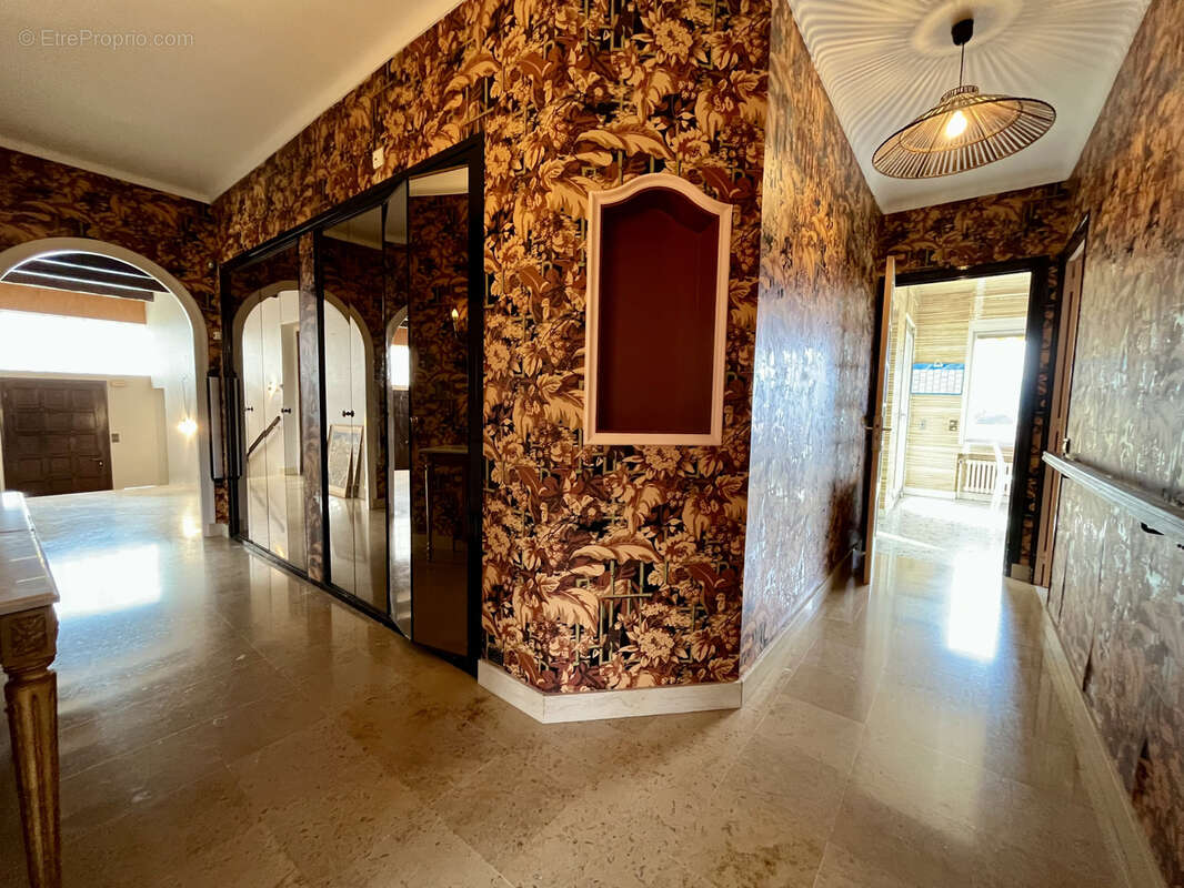 Maison à SALAISE-SUR-SANNE