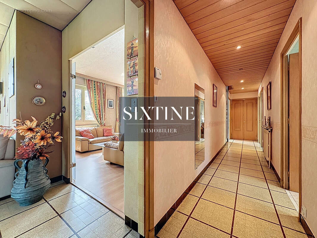 Maison à LE PEAGE-DE-ROUSSILLON