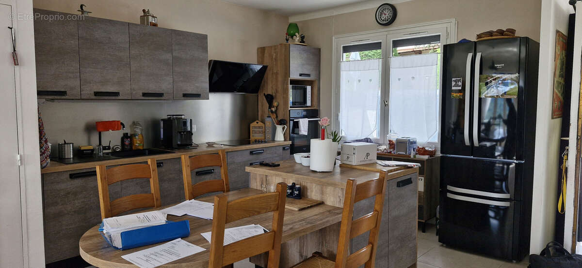 Maison à SAINT-GENEST-LERPT