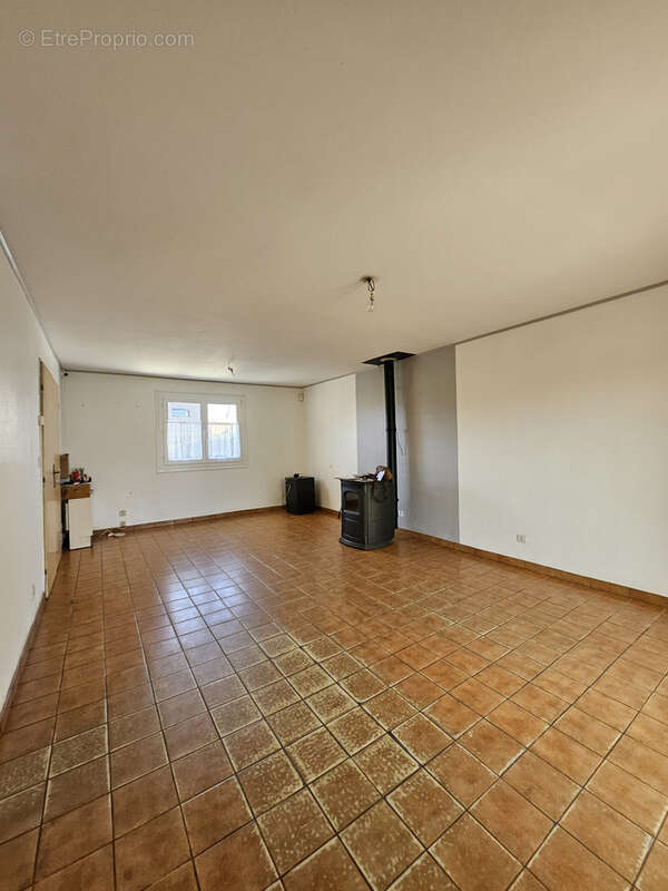 Maison à L&#039;ETOILE