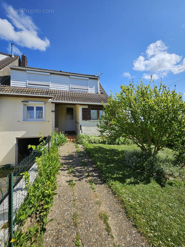 Maison à L&#039;ETOILE