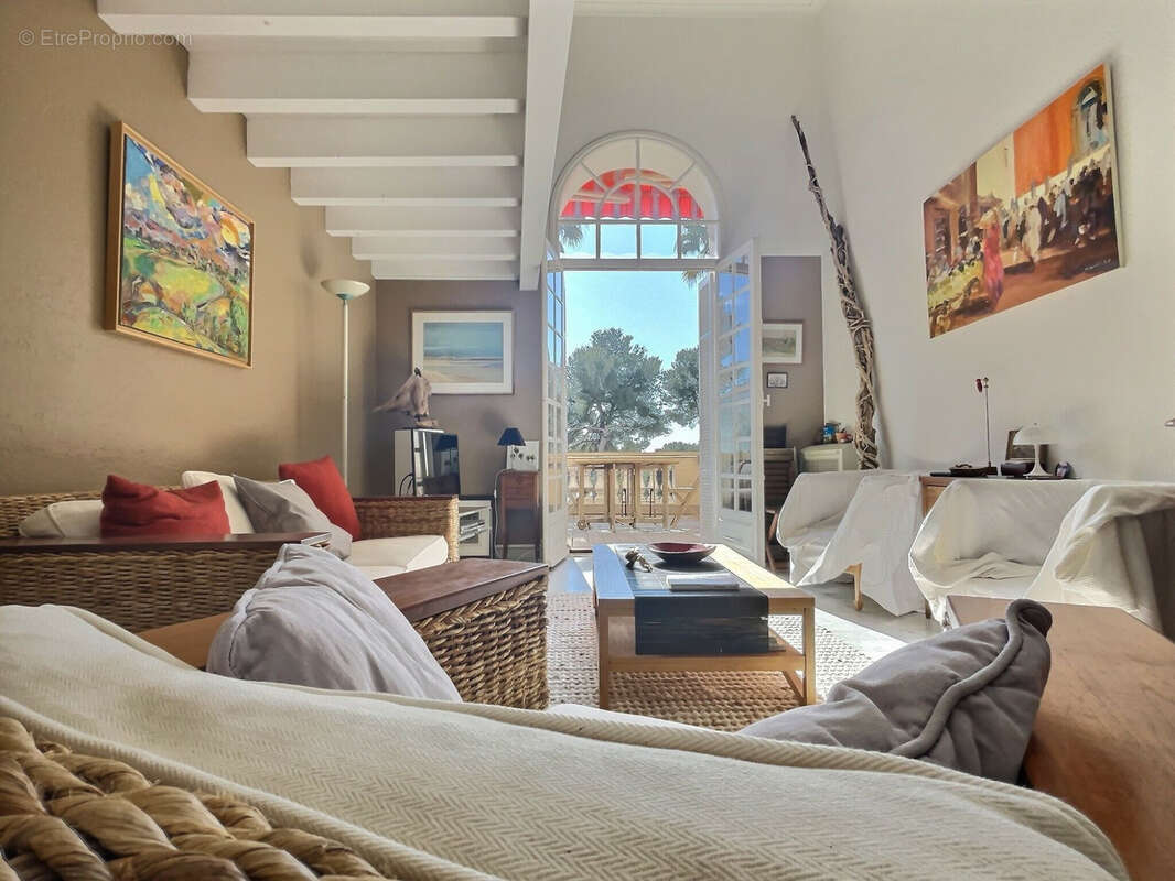 Appartement à HYERES