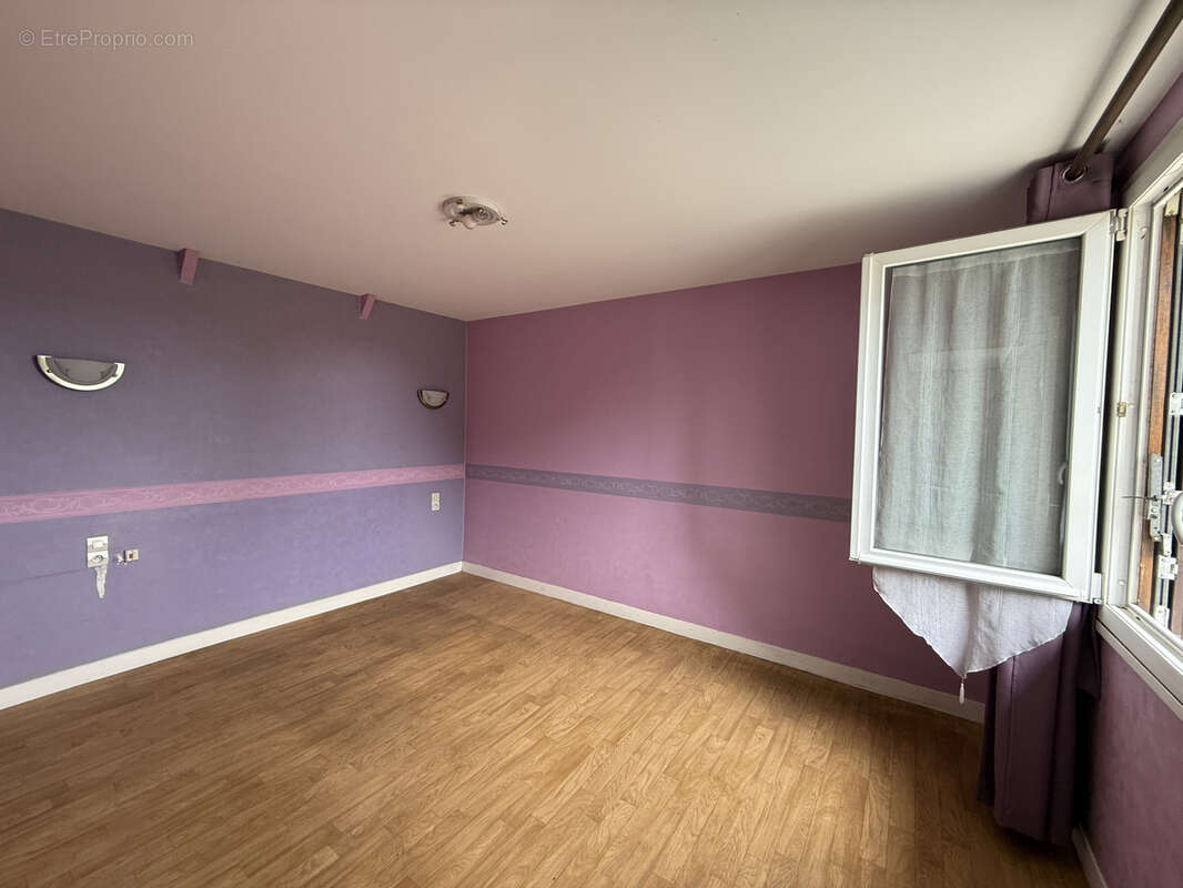 Maison à JUVIGNY-LE-TERTRE