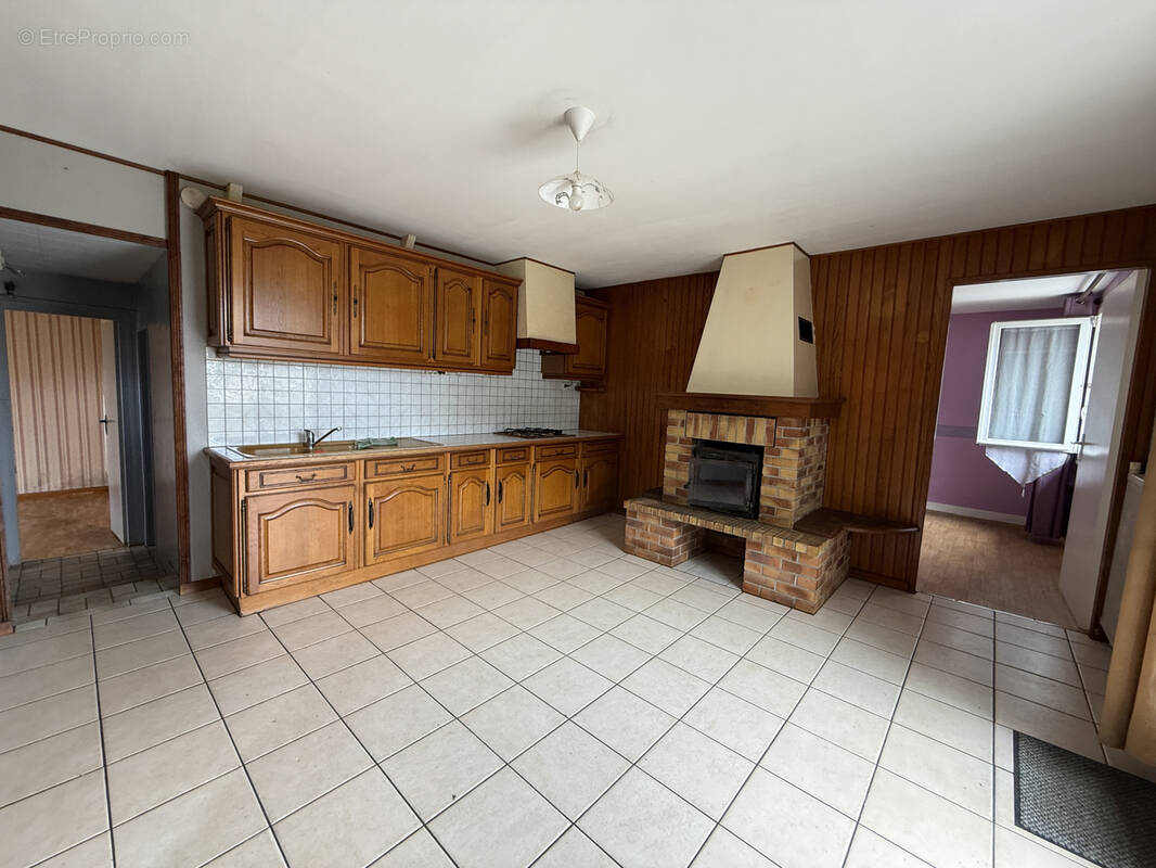 Maison à JUVIGNY-LE-TERTRE