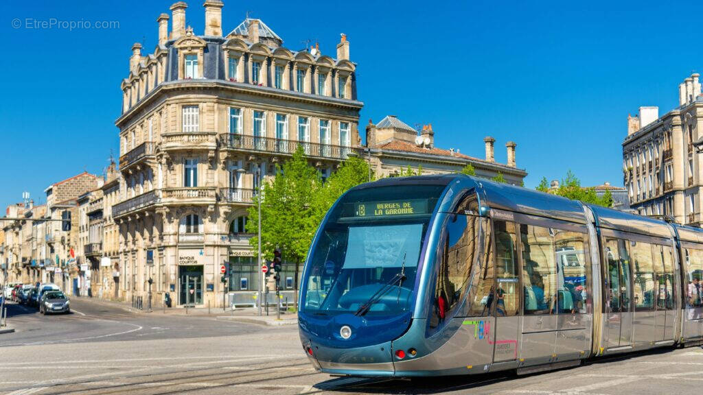 Appartement à BORDEAUX