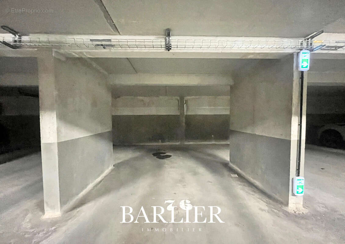 Parking à REICHSTETT