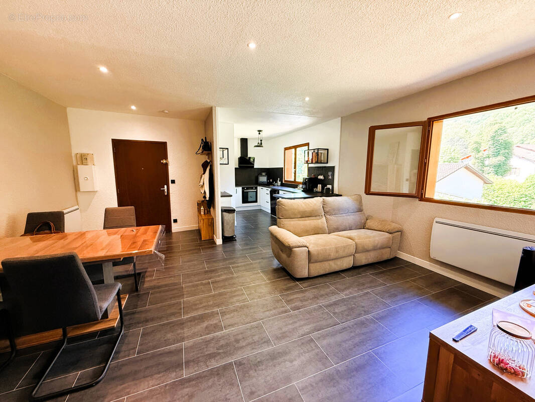 Appartement à CHAPAREILLAN