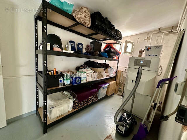 Maison à PELISSANNE