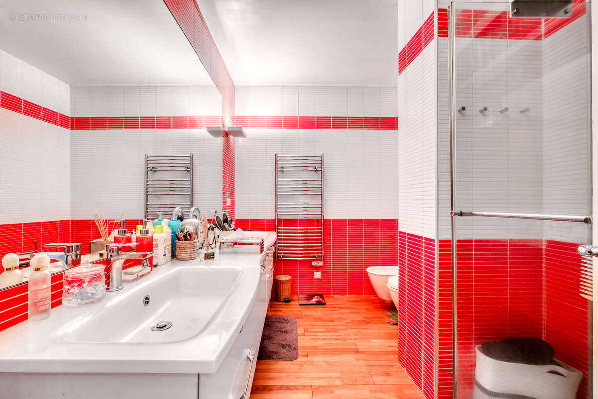 Appartement à MANDELIEU-LA-NAPOULE