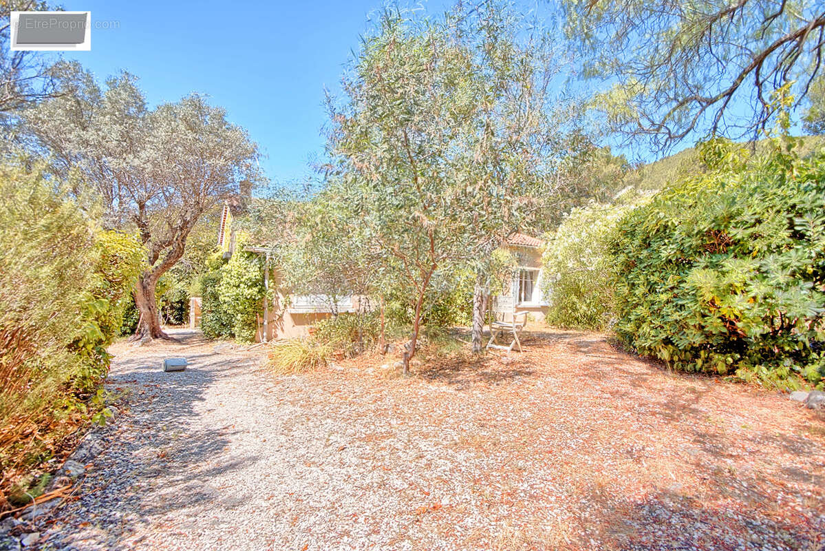 Maison à LA VALETTE-DU-VAR