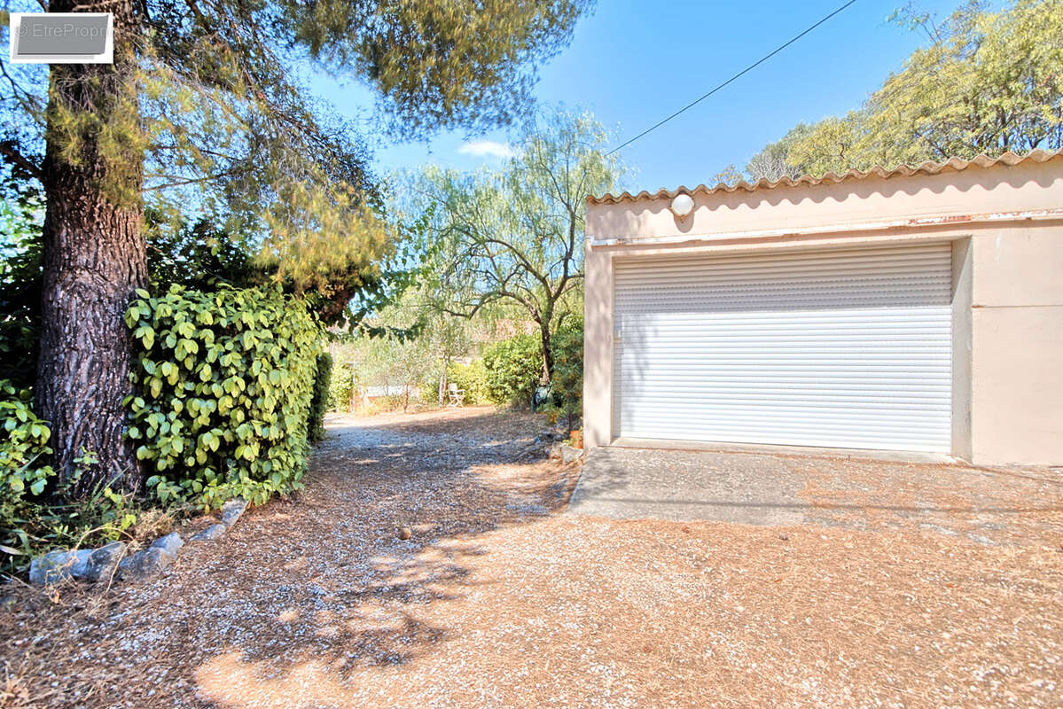 Maison à LA VALETTE-DU-VAR