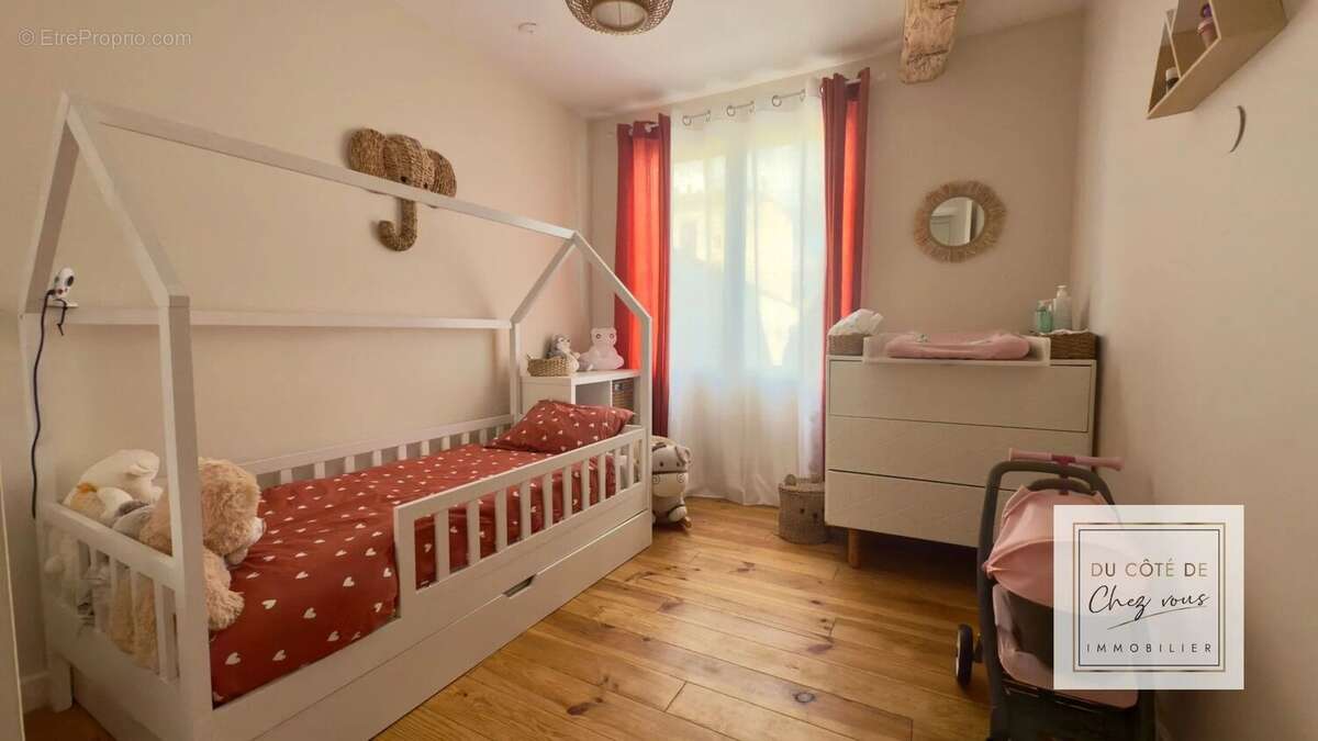 Maison à LA CHAPELLE-SAINT-LUC