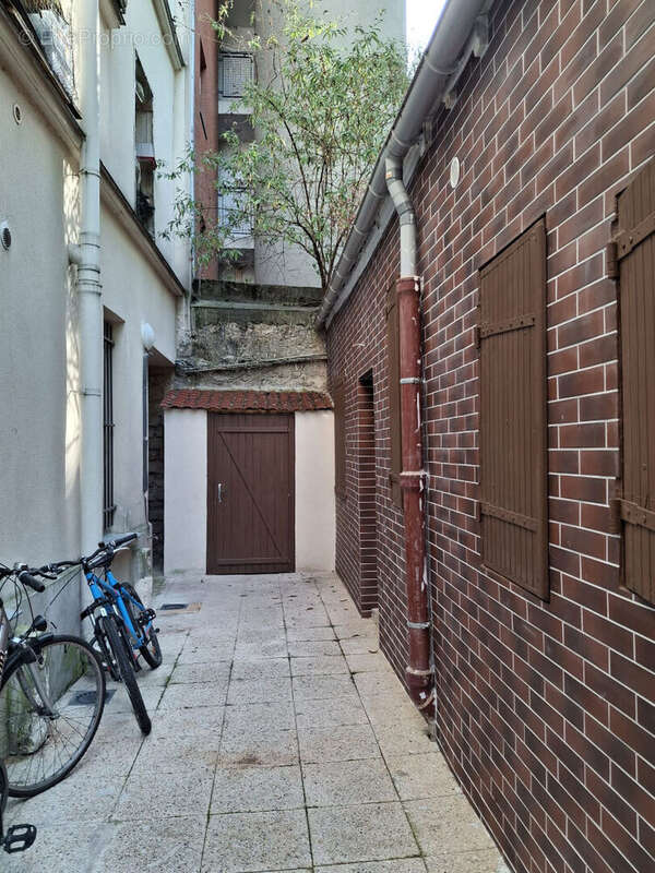 Appartement à PARIS-12E