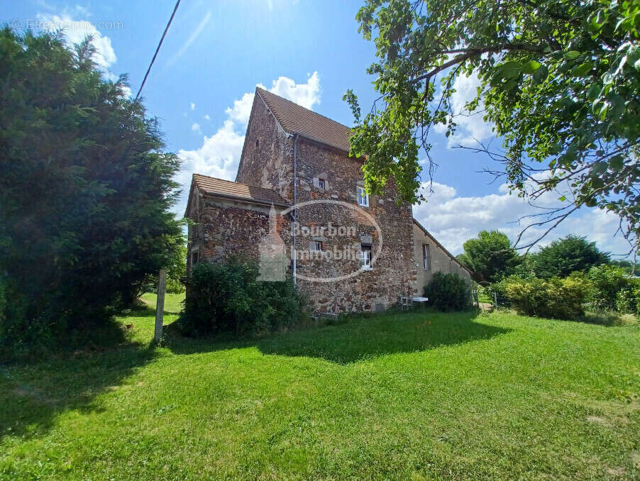 Maison à GILLY-SUR-LOIRE