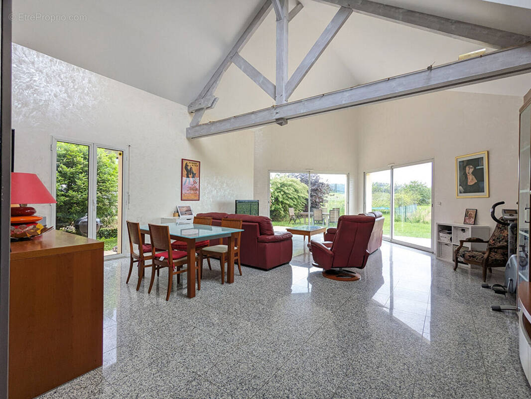 Maison à MARSANNAY-LA-COTE