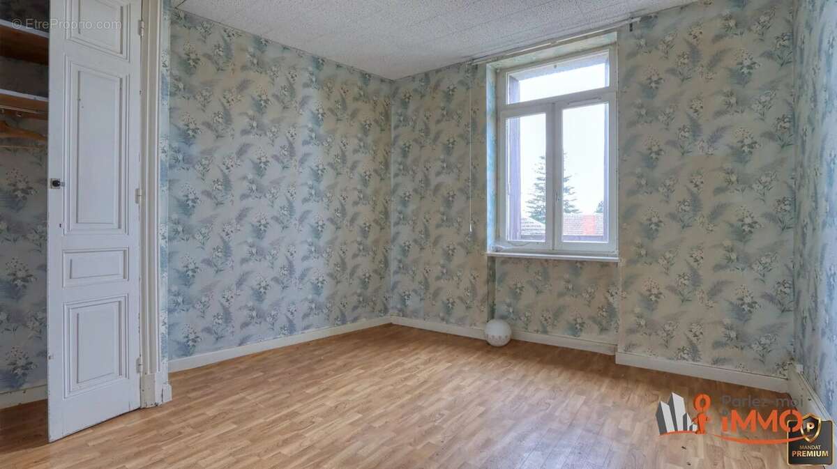 Appartement à USSON-EN-FOREZ