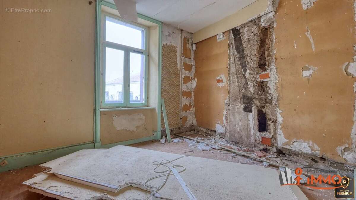 Appartement à USSON-EN-FOREZ