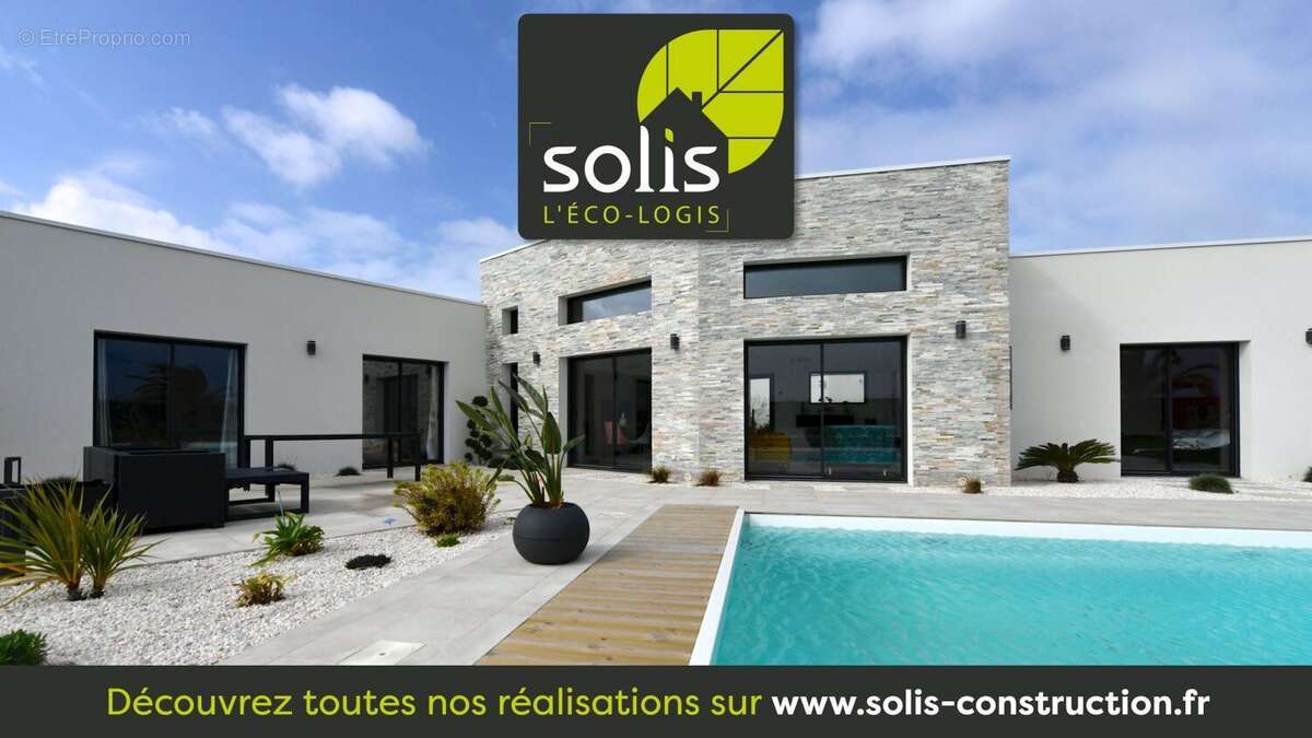 Terrain à SAINTE-SOULLE