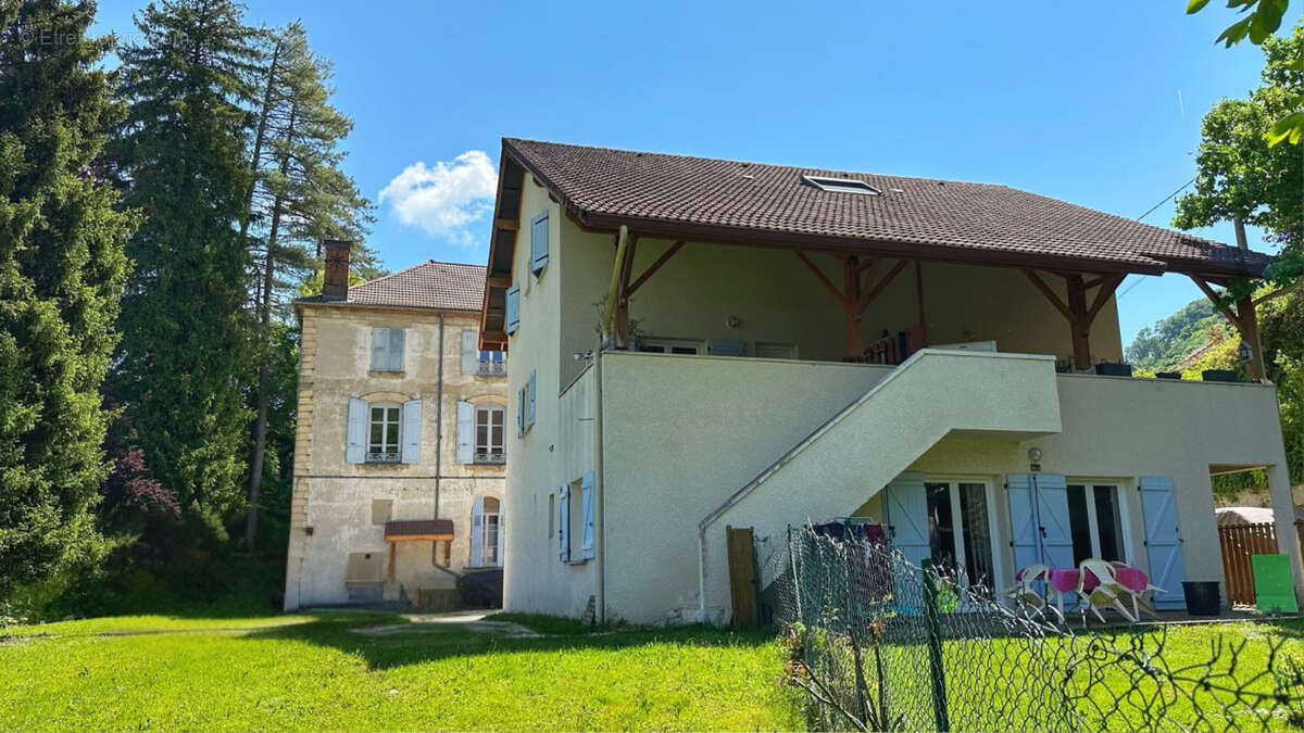 Appartement à CHARAVINES