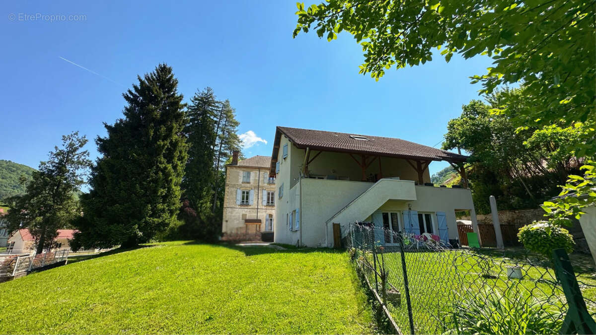 Appartement à CHARAVINES