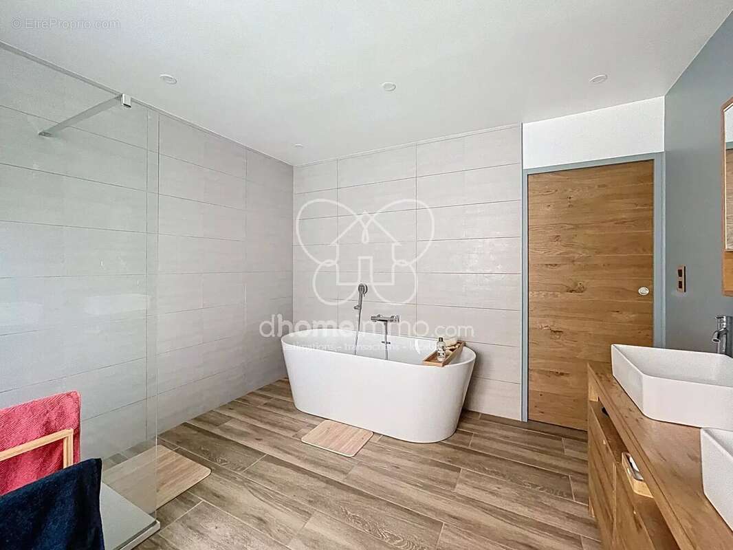 Maison à RAIMBEAUCOURT