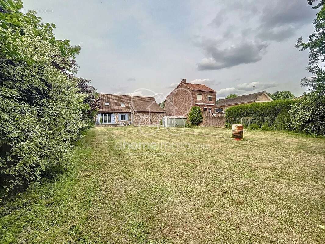 Maison à RAIMBEAUCOURT