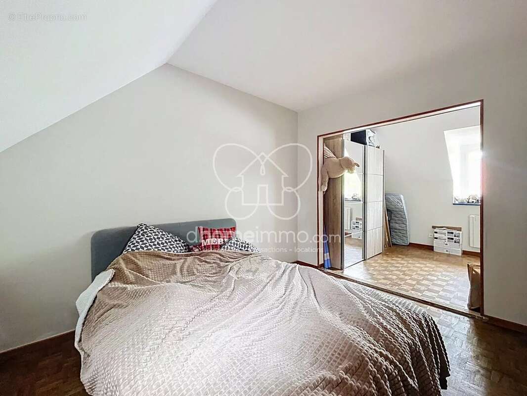 Maison à RAIMBEAUCOURT