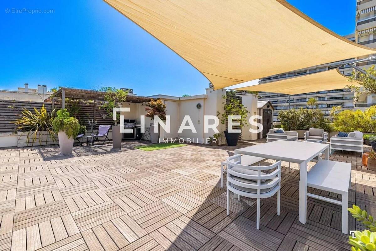 Appartement à MARSEILLE-8E