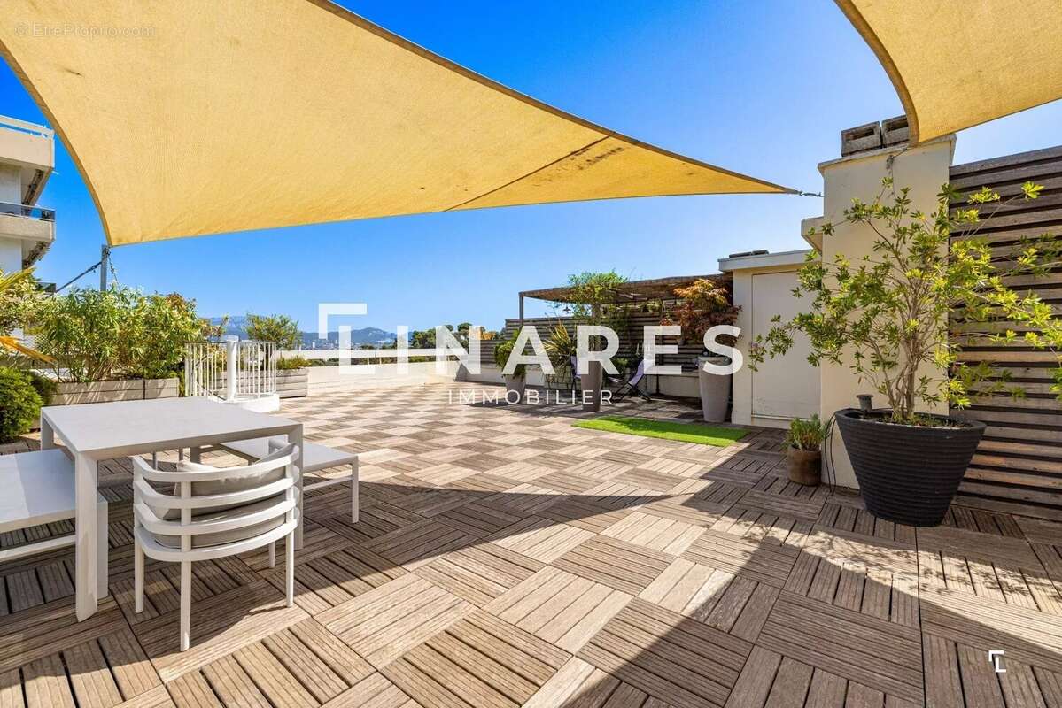 Appartement à MARSEILLE-8E