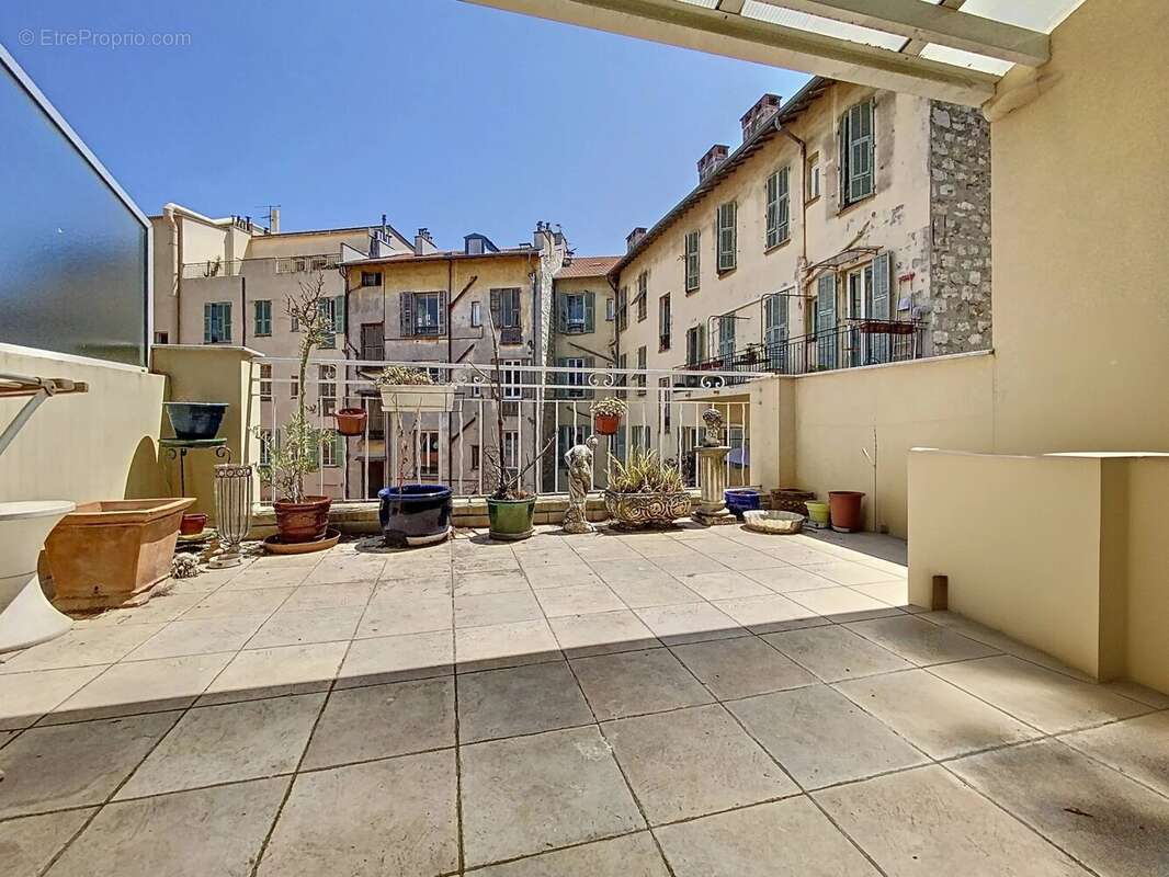 Appartement à NICE