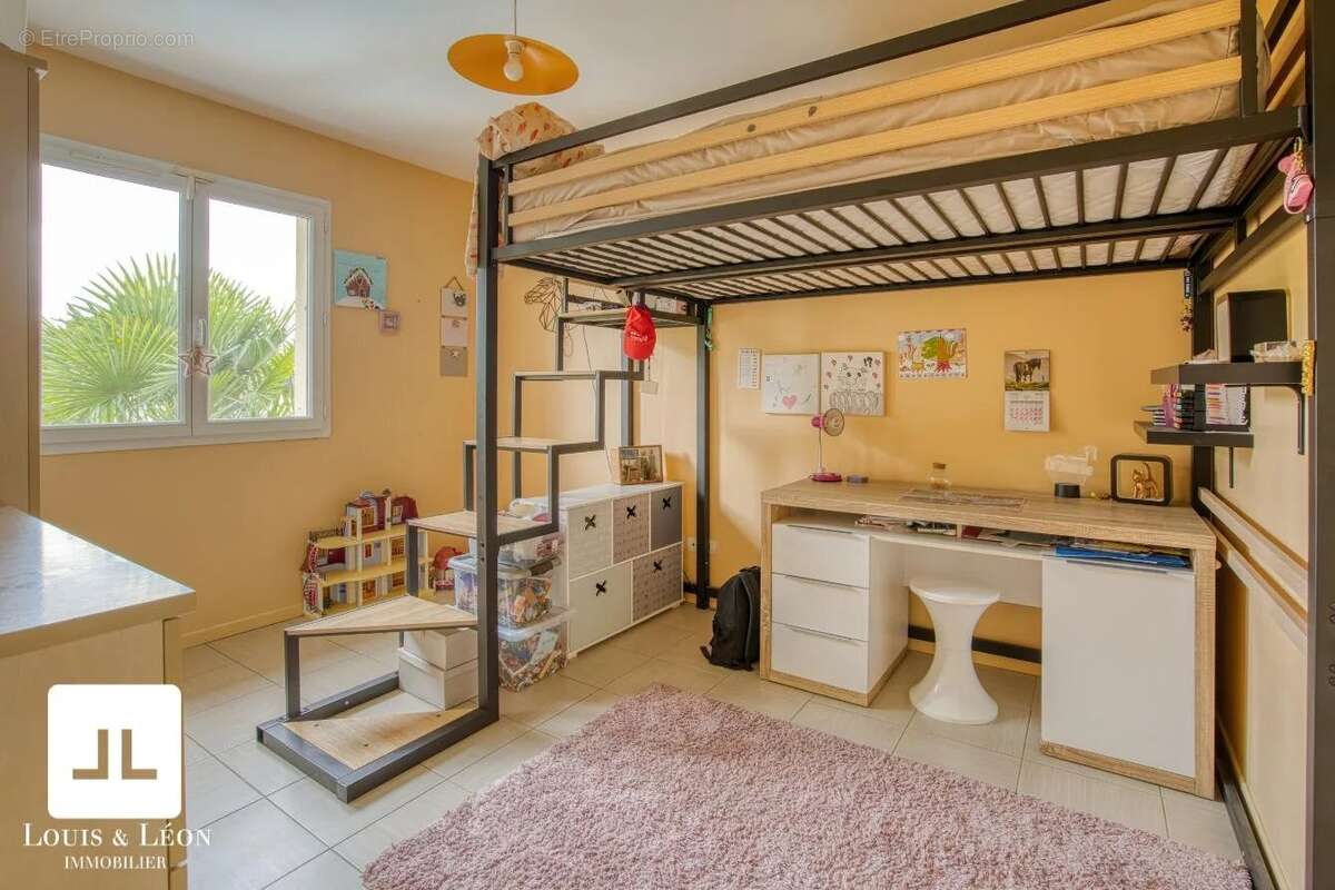 Maison à SAINT-GEORGES-DE-RENEINS