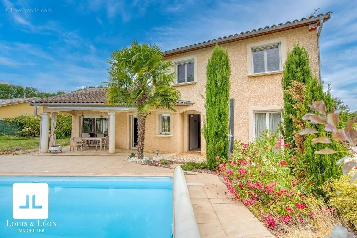 Maison à SAINT-GEORGES-DE-RENEINS