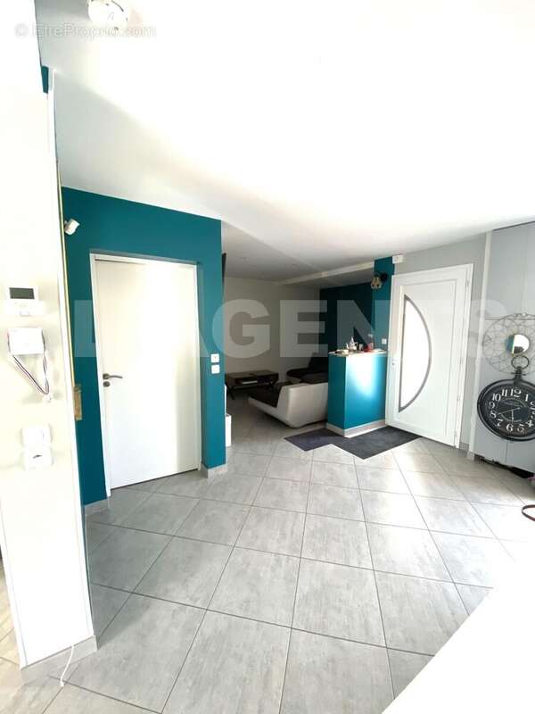 LAY5 - Maison à LE PLESSIS-PATE