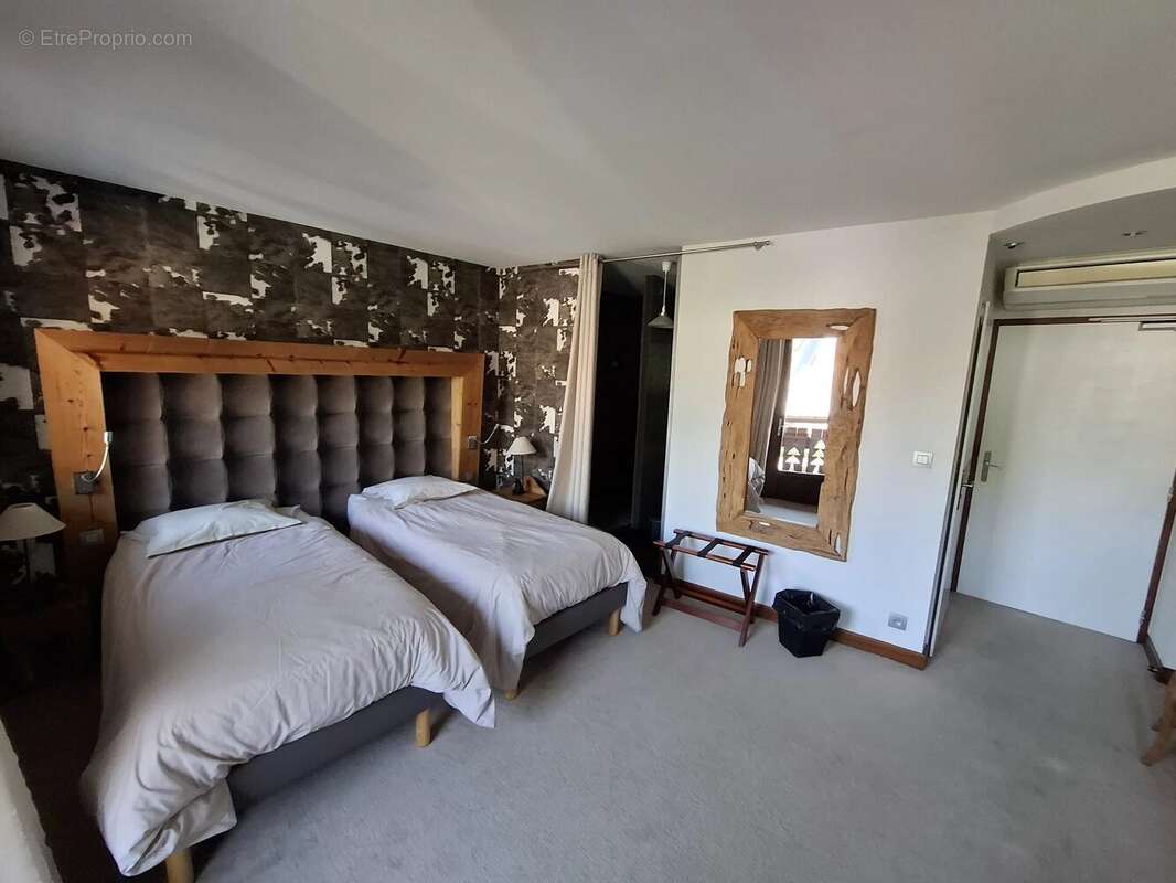 Commerce à LE CHATELARD