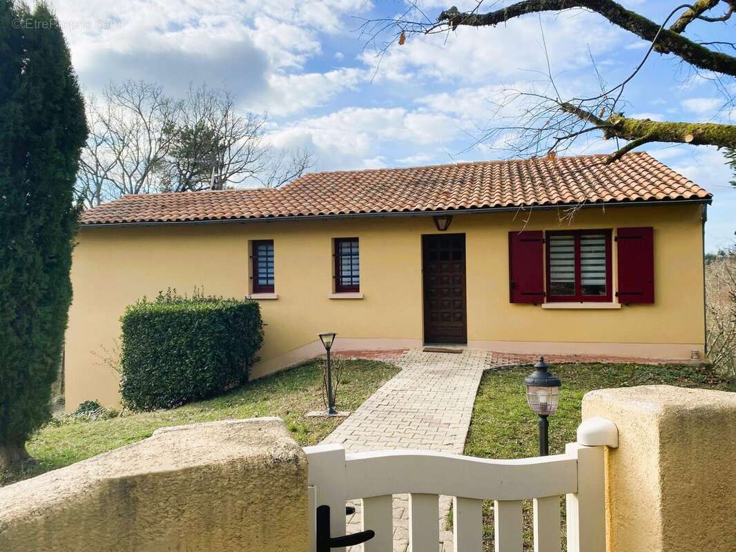 Maison à COULOUNIEIX-CHAMIERS