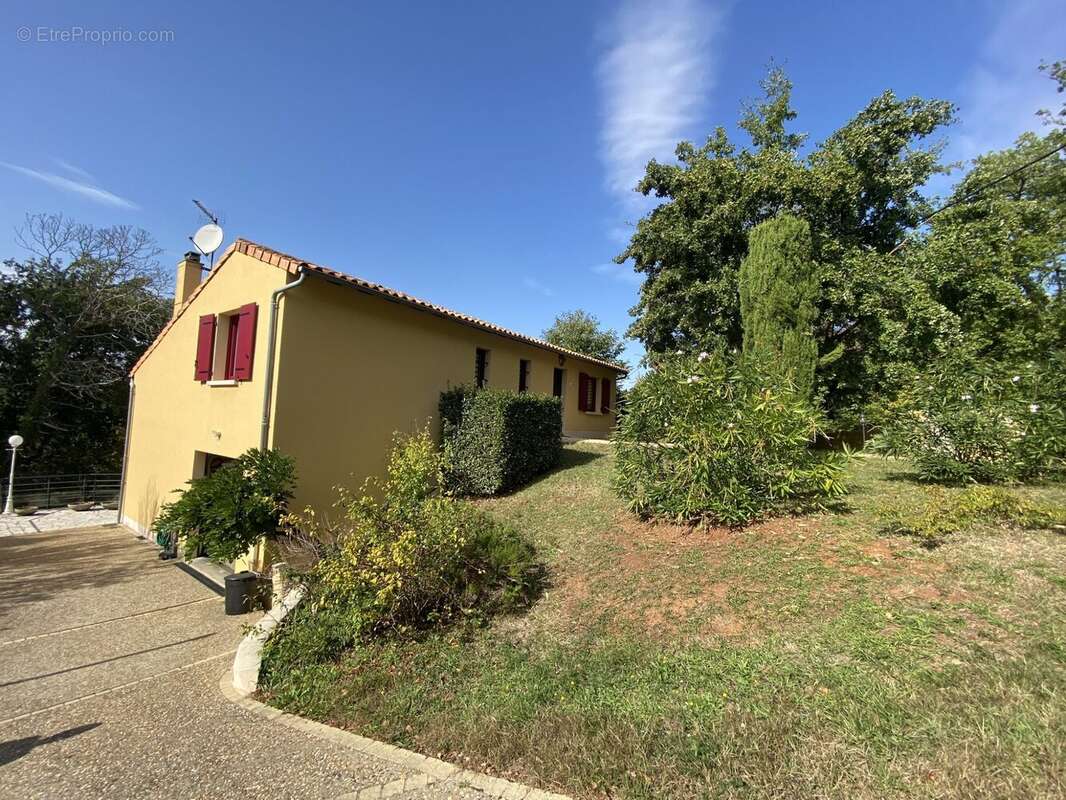 Maison à COULOUNIEIX-CHAMIERS