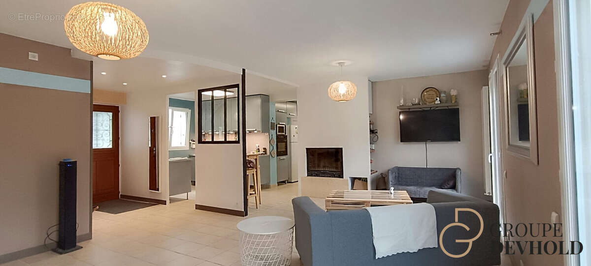 Maison à COIGNIERES