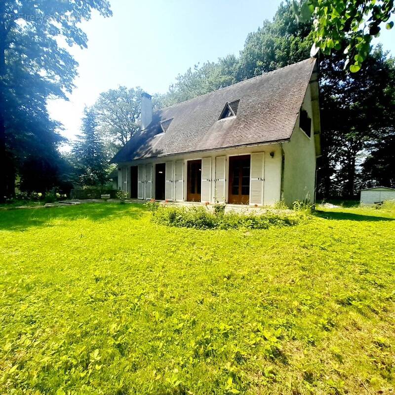 Maison à FOUCHEROLLES