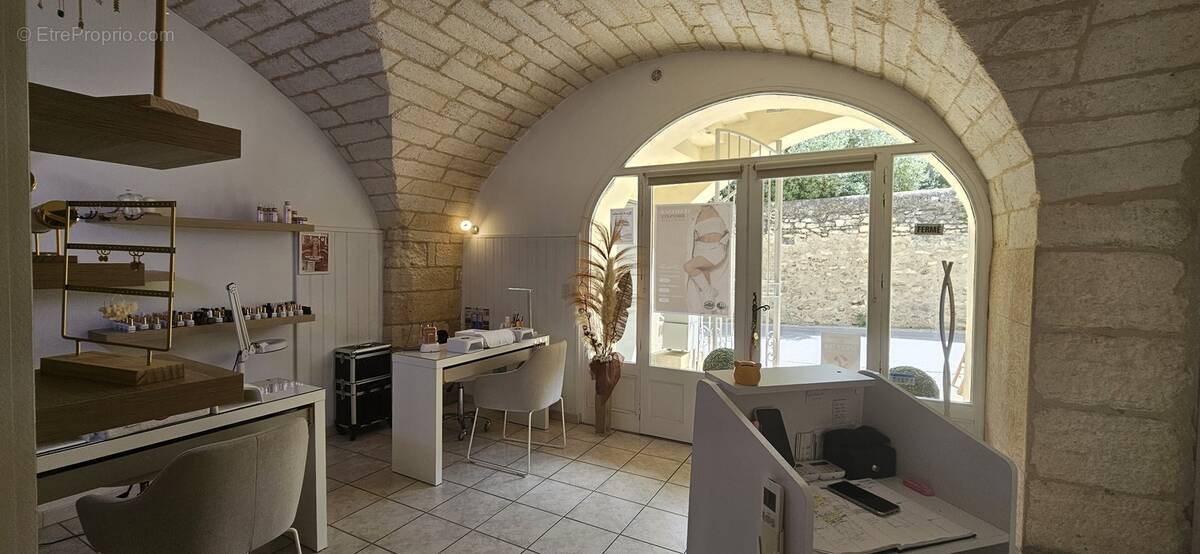 Commerce à BEAULIEU